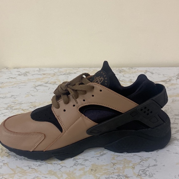 Nike Air Huarache Toadstool - Picture 4 of 8
